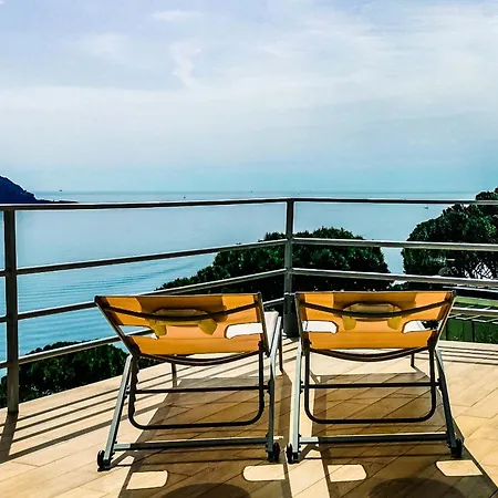 Counting Stars Villa Recco